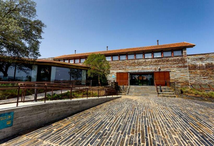 هتل Hospederia Parque De Monfragüe