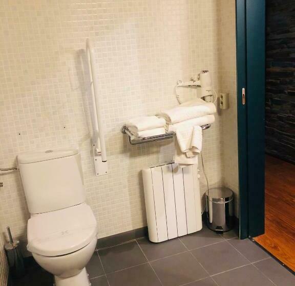 هتل Hospederia Parque De Monfragüe