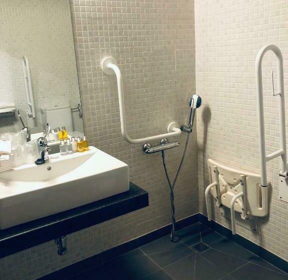 هتل Hospederia Parque De Monfragüe