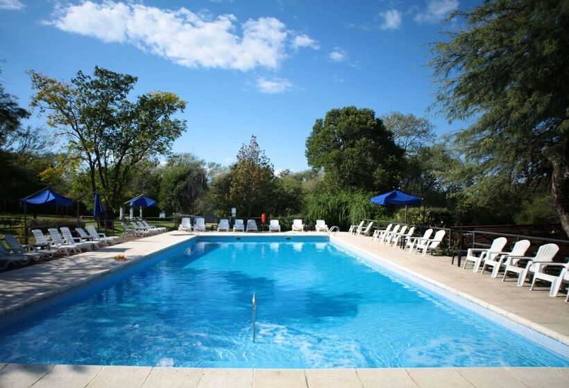 Howard Johnson Hotel & Spa Villa General Belgrano