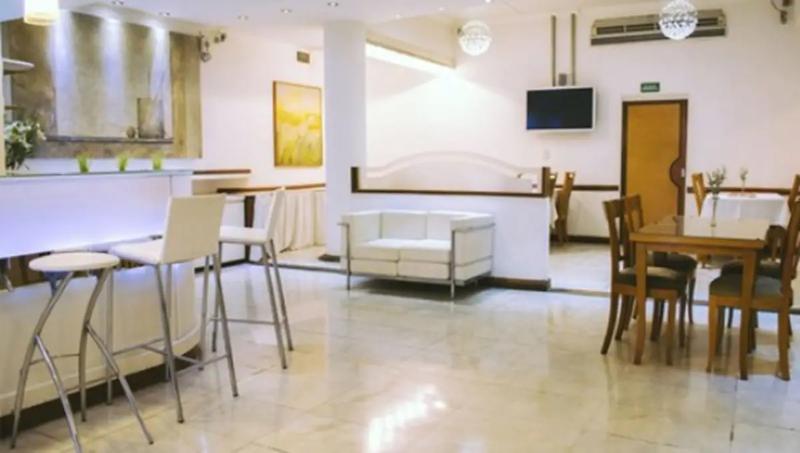 酒店 Howard Johnson By Wyndham Rosario