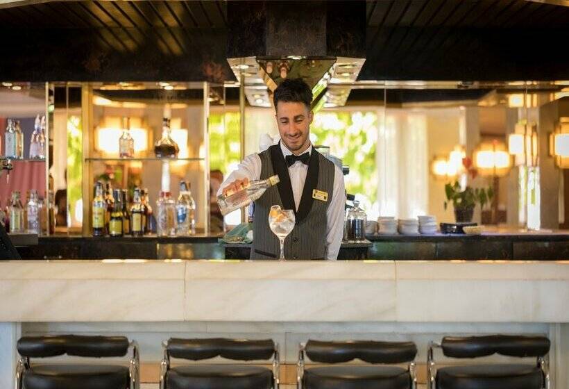 ホテル htop Royal Sun