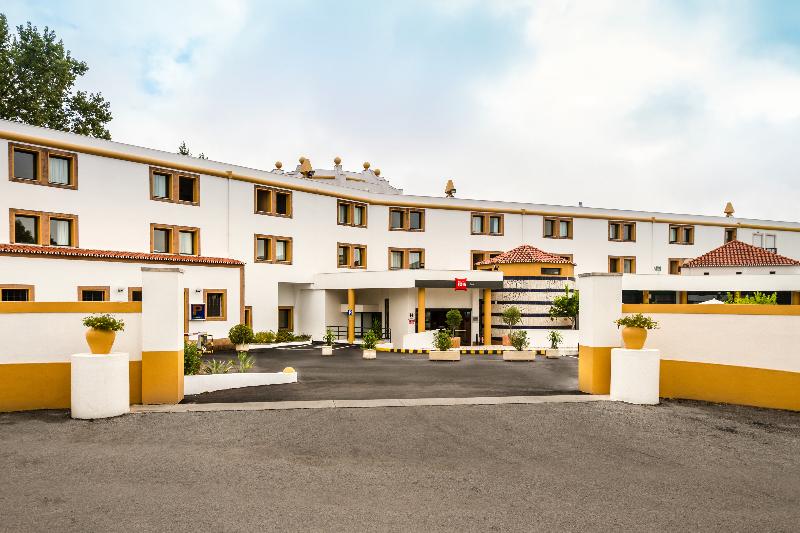 هتل Ibis Evora
