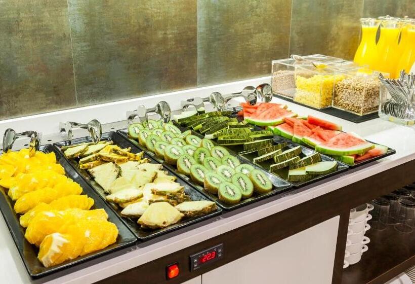 هتل Ilunion Suites Madrid