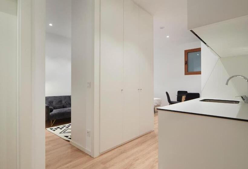 ホテル Iriguibel Huarte Pamplona