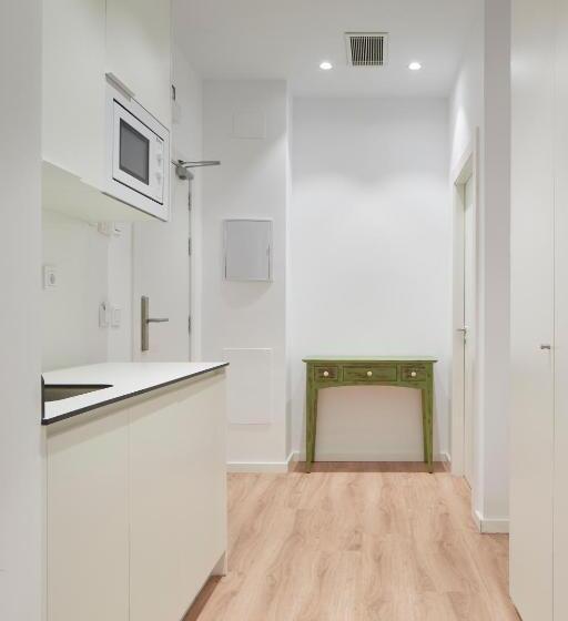 ホテル Iriguibel Huarte Pamplona