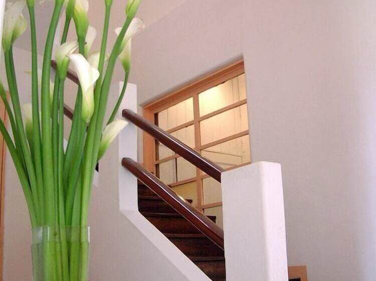 Отель Kekoldi Garden