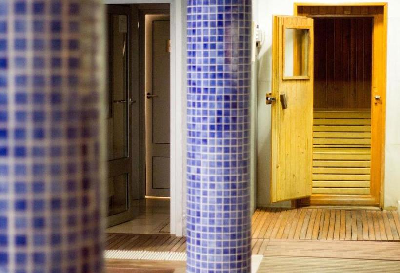 فندق La Estación De Luanco