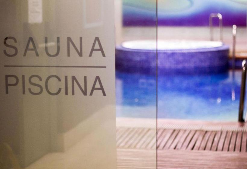 فندق La Estación De Luanco