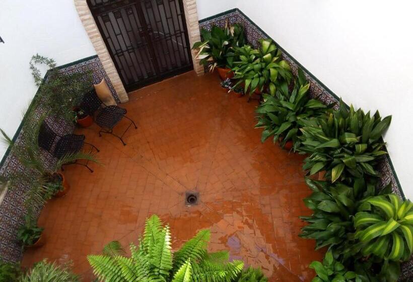 هتل La Posada De Manolo