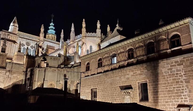 هتل La Posada De Manolo