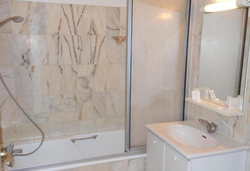 בית מלון כפרי Le Central