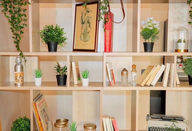 هتل Le Clocher De Rodez Centre Gare