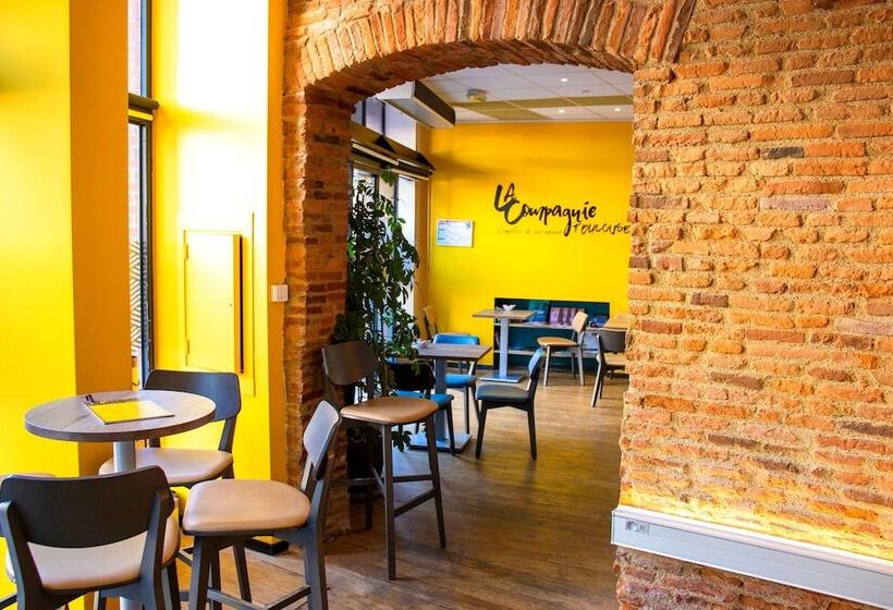 هتل Le Clocher De Rodez Centre Gare