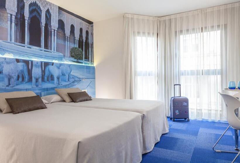 هتل Maciá Granada Five Senses Rooms & Suites