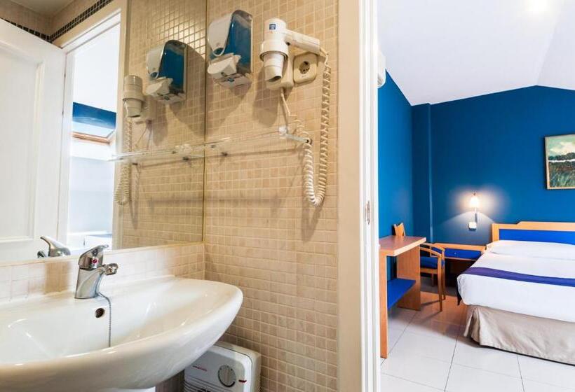 هتل Villa De Pinto