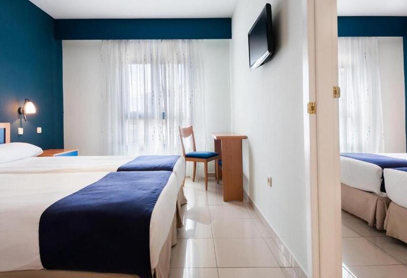 هتل Villa De Pinto