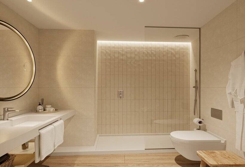 Отель Mediterranean Palace