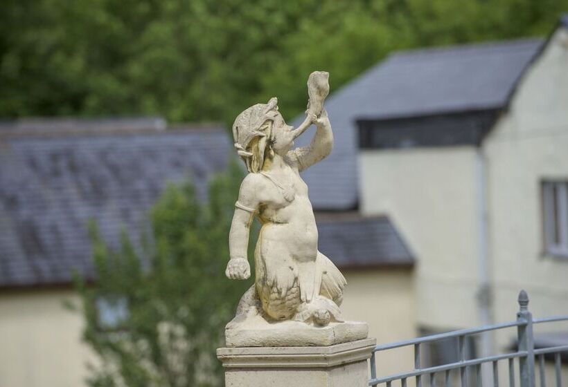 فندق Newby Bridge