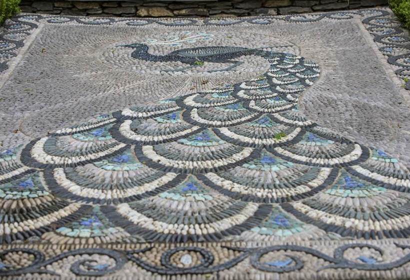 فندق Newby Bridge