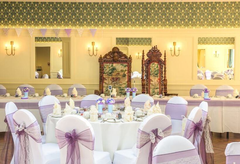 فندق Newby Bridge