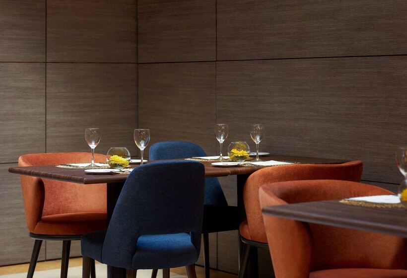 هتل NH Lisboa Campo Grande