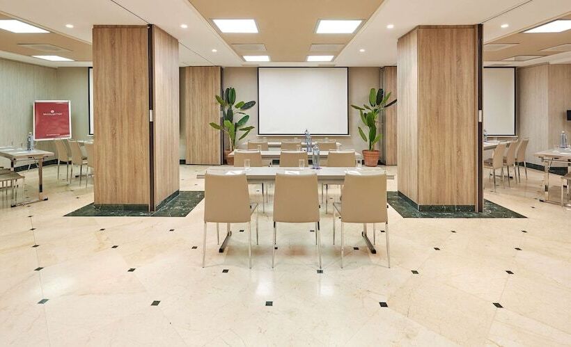 هتل NH Collection Madrid Abascal