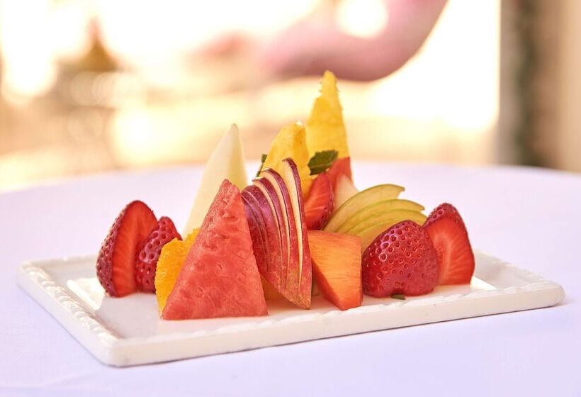 هتل NH Collection Madrid Abascal