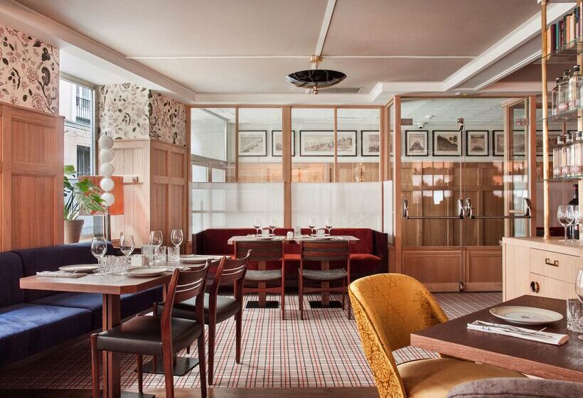 هتل NH Collection Madrid Suecia