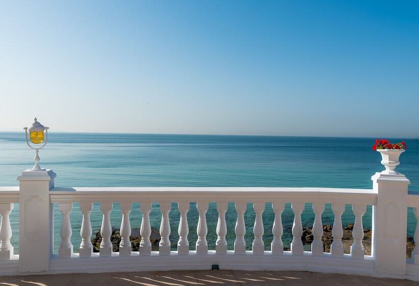 ホテル Nixe Palace