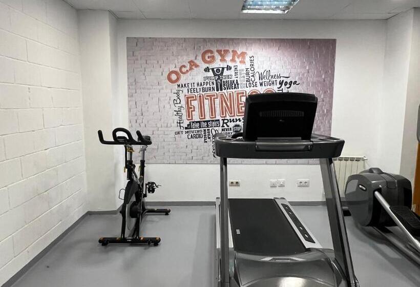 هتل Oca Villa De Aviles