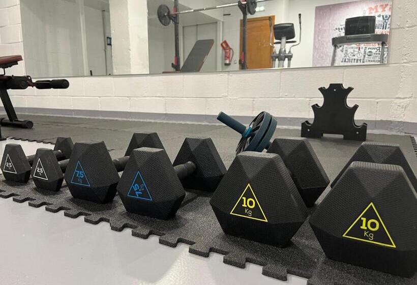 هتل Oca Villa De Aviles