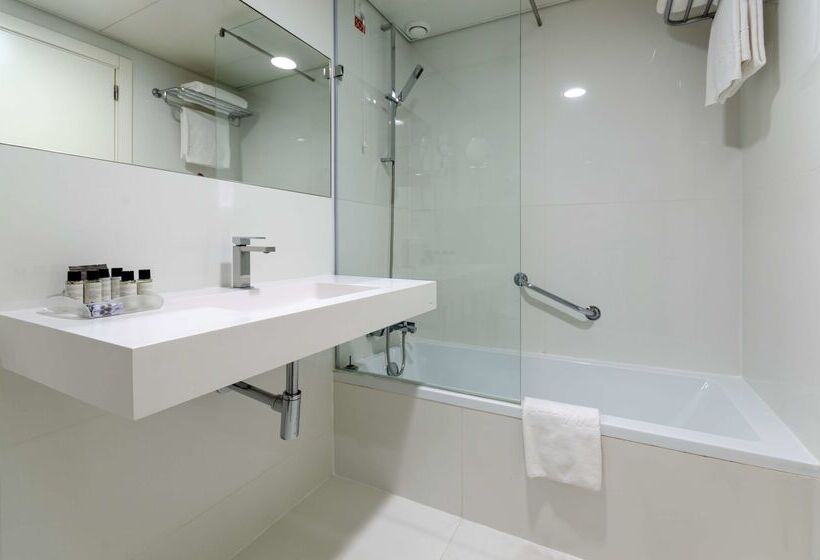 هتل Olissippo Marques De Sa