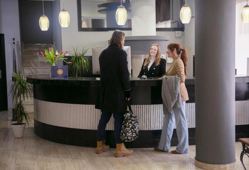 호텔 Parquemar Premium Beach