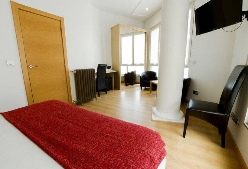 هتل Pension Kursaal