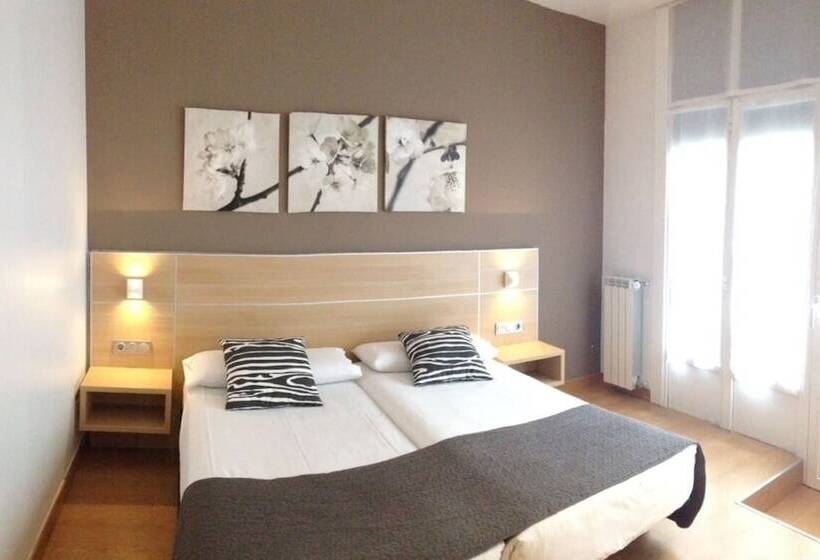 هتل Pension Kursaal