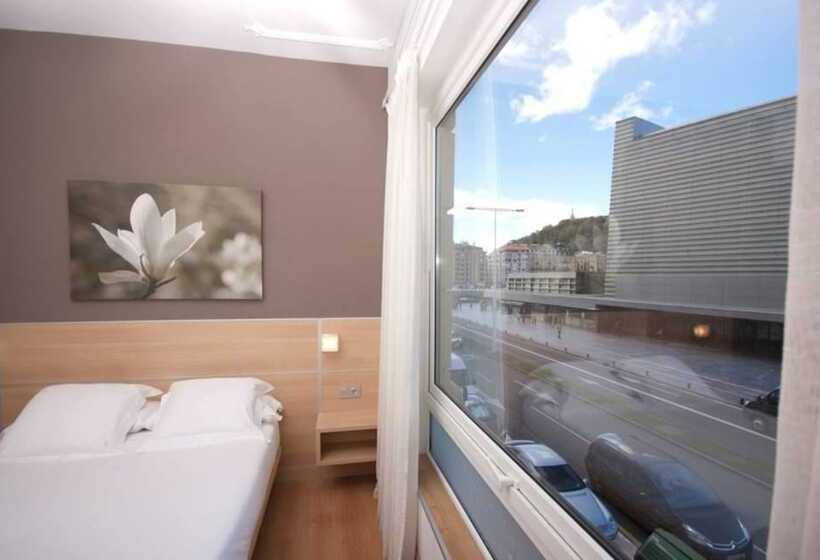 酒店 Pension Kursaal