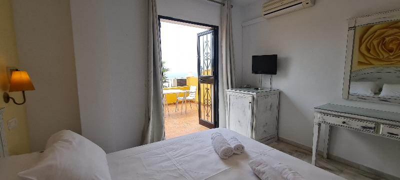 Aparthotel Playamaro