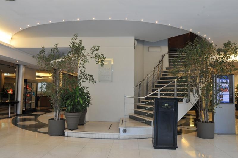فندق Plaza Real Suites