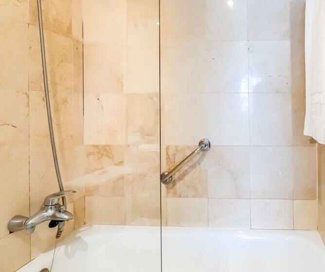 فندق Ponferrada Plaza