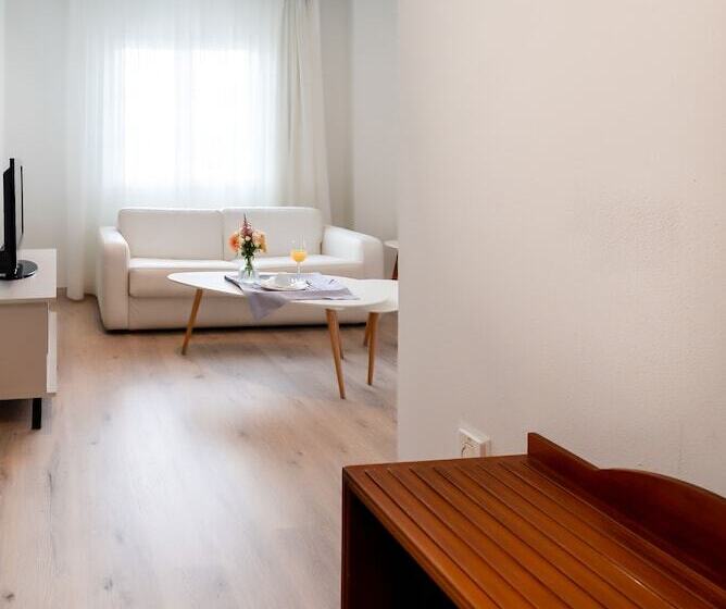 فندق Ponferrada Plaza