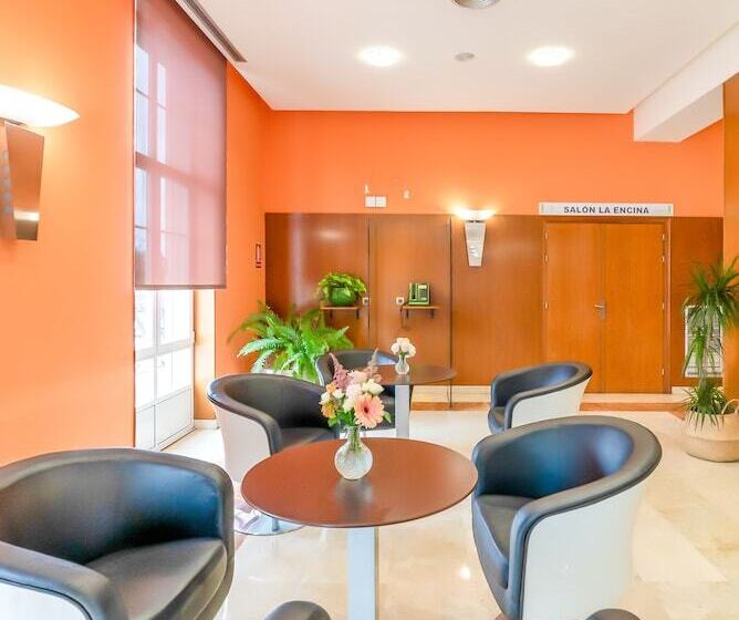 فندق Ponferrada Plaza