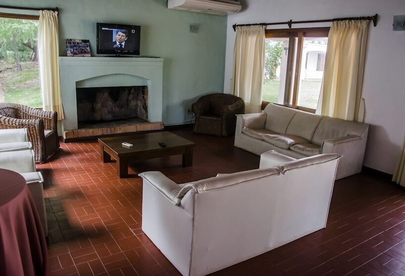 هتل Posta Del Lago