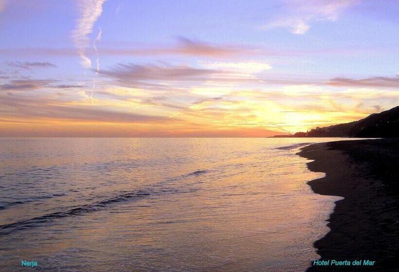 ホテル Puerta Del Mar   Adults Recommended