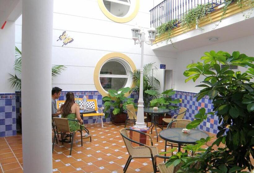 ホテル Puerta Del Mar   Adults Recommended