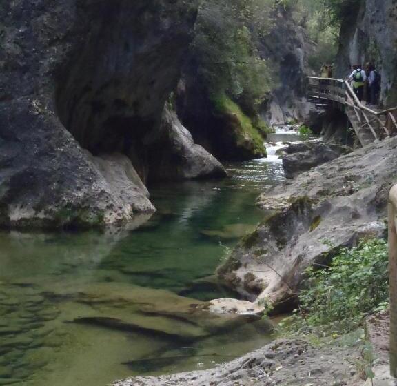 בית מלון כפרי Complejo Residencial Los Enebros