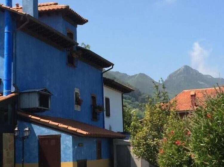 هتل روستایی La Casona De Nueva