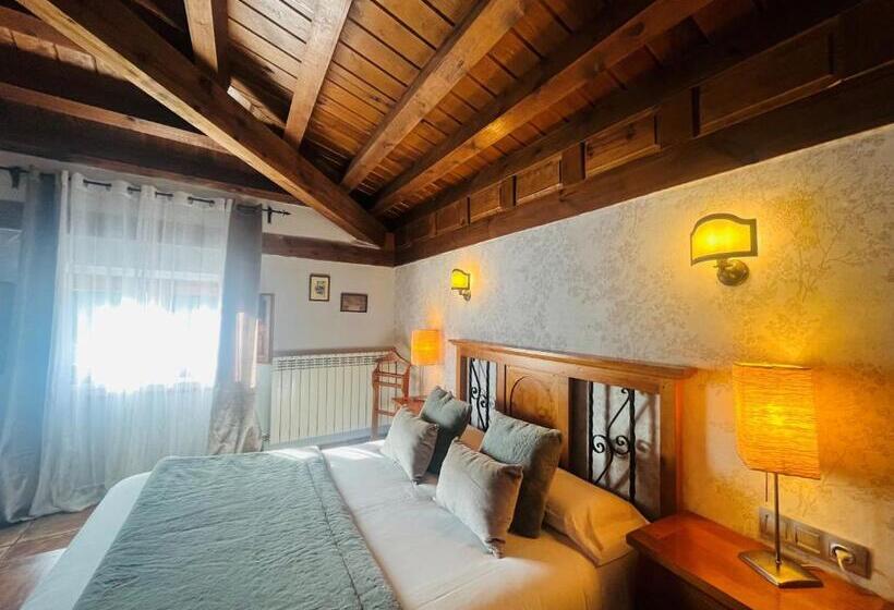 田舎風ホテル Posada Real De Carreteros