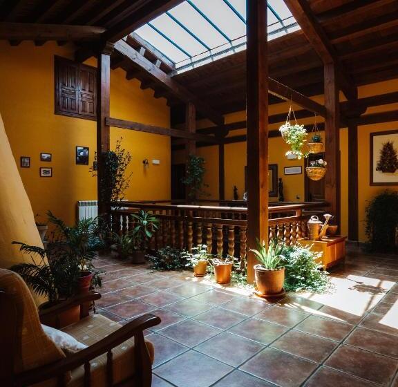 田舎風ホテル Posada Real De Carreteros