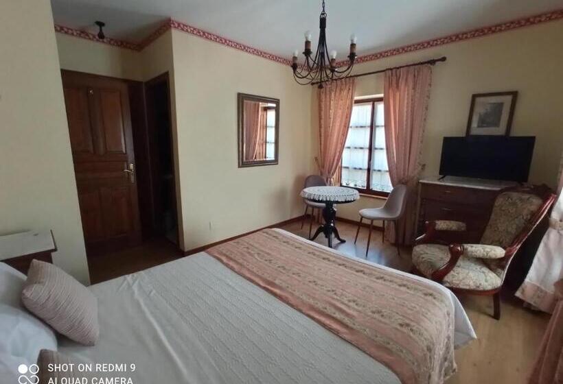 هتل روستایی Rural Ovio